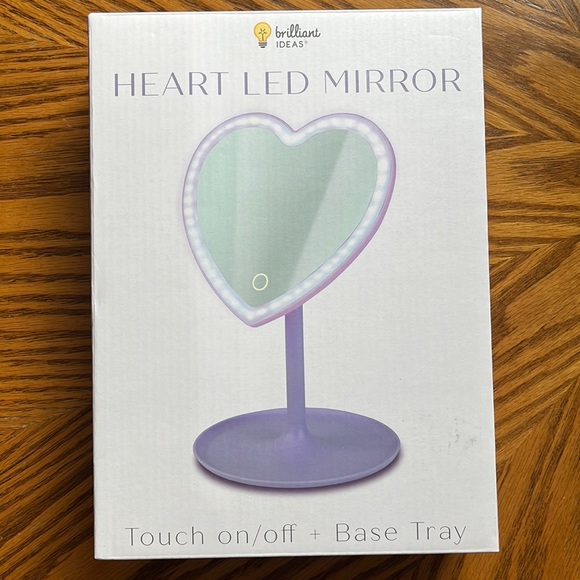 NIB Wireless LED Mirror Purple Heart Shaped Makeup Mirror w/ Touch Light & Tray - Picture 15 of 17